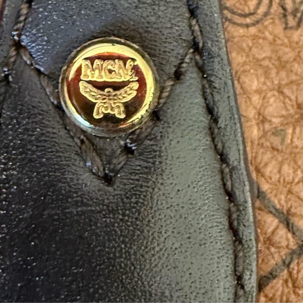 💎AUTHENTIC MCM SMALL CHOCO TOTE BAG EXCELLENT CONDITION 💎 - Picture 11 of 14